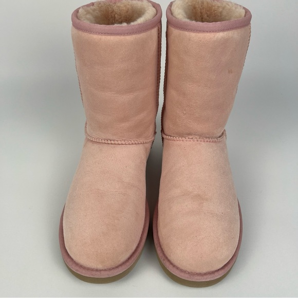 Women’s Pink Ugg Australia Boots Classic Short Size 6 Winter Shearling Pull On - Picture 13 of 14